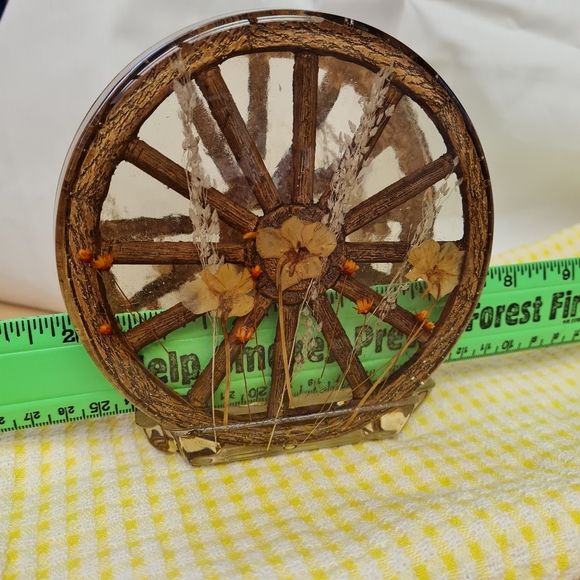 Vintage Wagon Wheel Napkin Holder - Picture 5 of 5